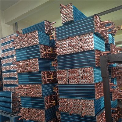 Condensatore ad alette industriali