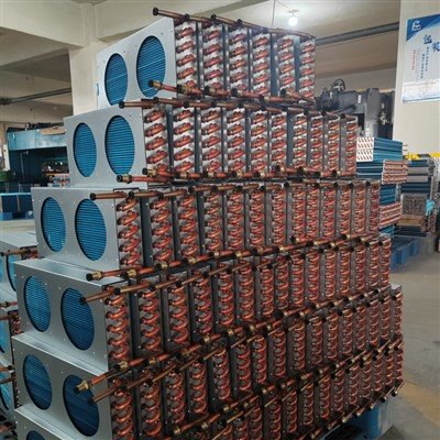 Evaporatore per vetrina medicinali